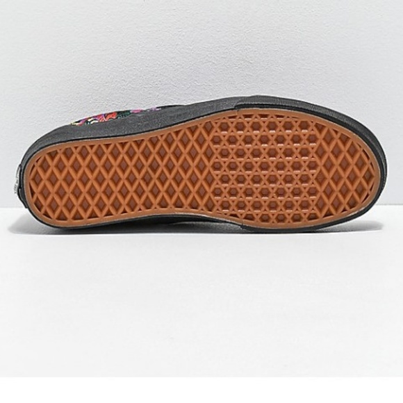 Authentic Vans Slip-On Festival Black Satin Shoes - Picture 5 of 7